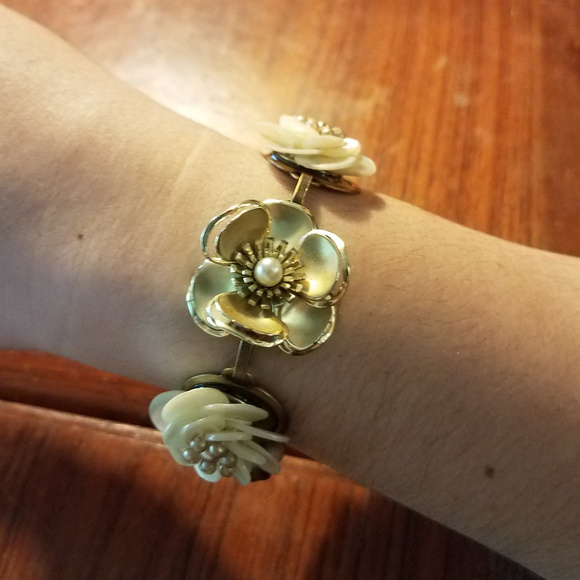 Upcycled Earring Bracelet - Picture 6 of 7